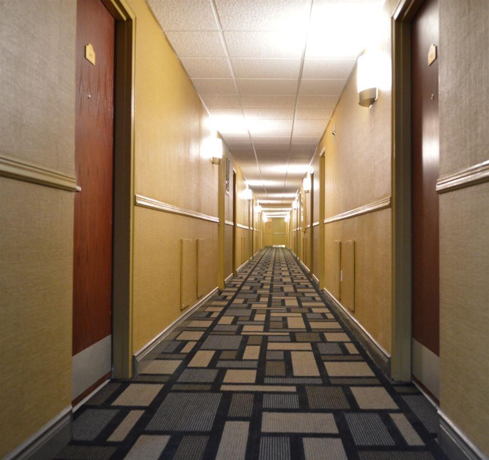 Clarion Hotel Sudbury Exterior photo